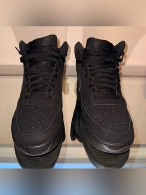 Nike Men's Black High-Top Sneakers
